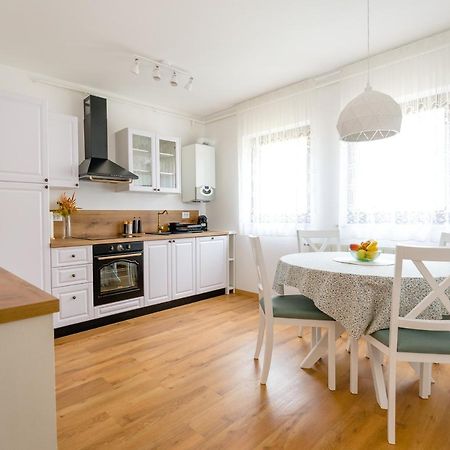 Tonka Apartment Pula Extérieur photo